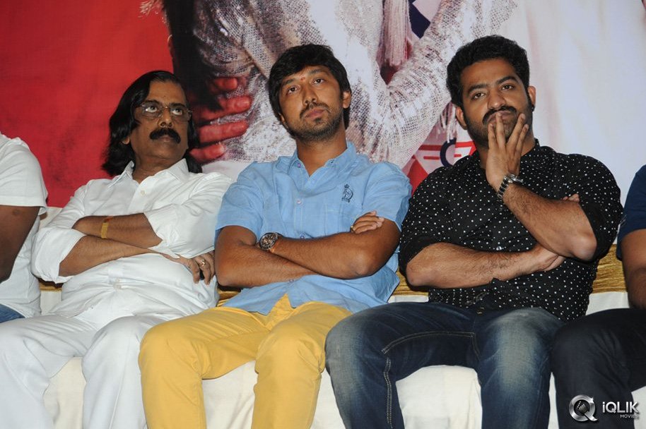 Alludu-Seenu-Movie-Platinum-Disc-Function
